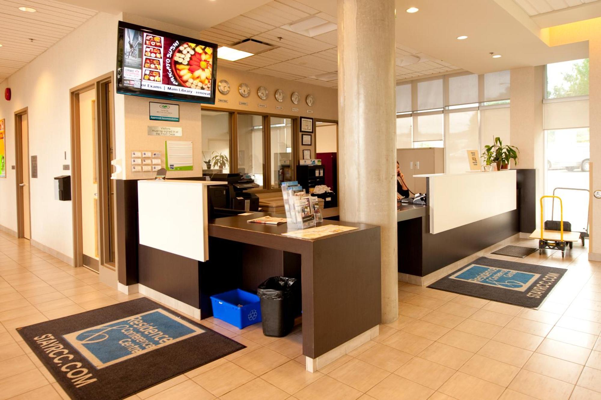 Residence&Conference Centre - Kamloops Extérieur photo
