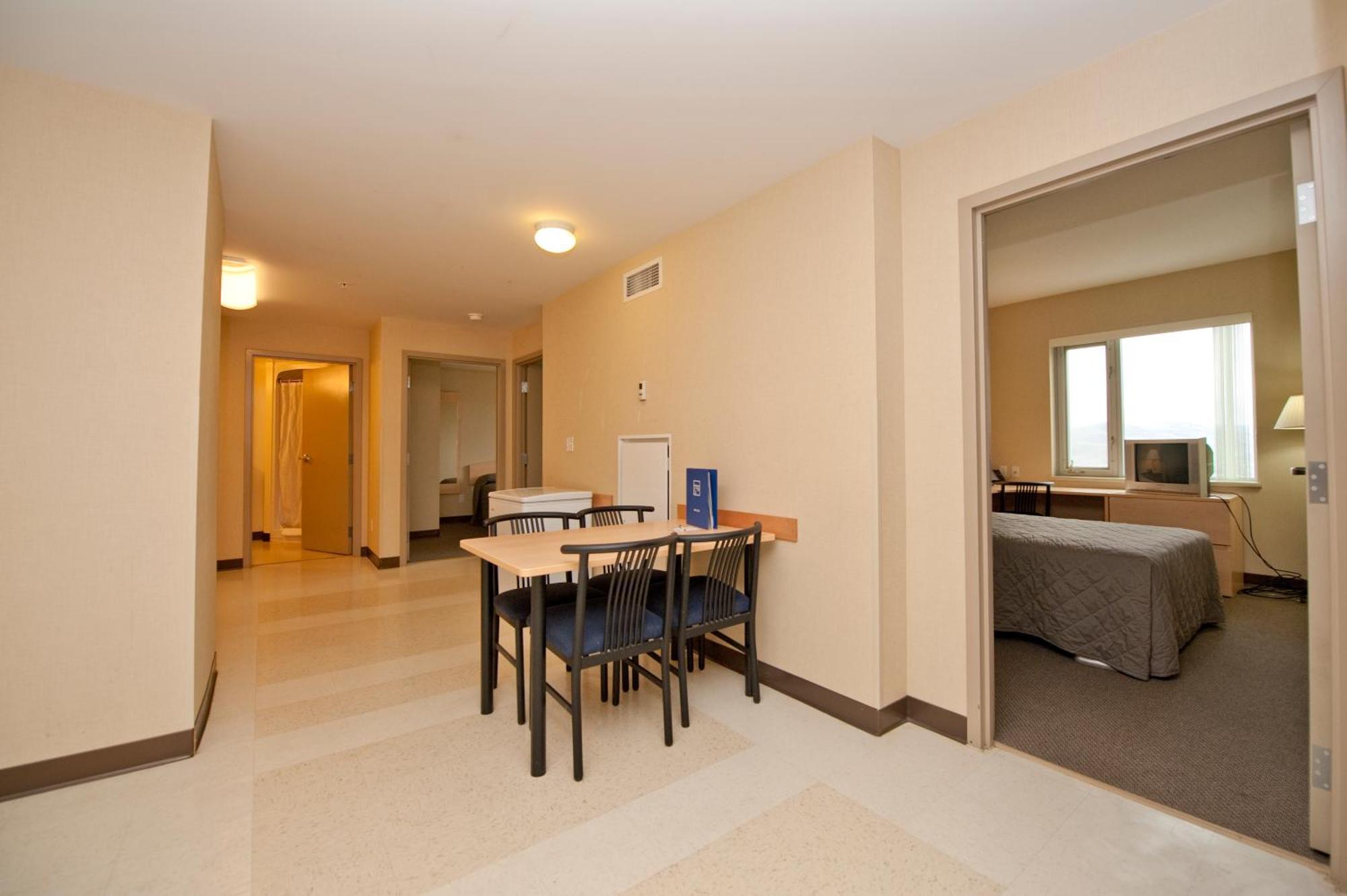 Residence&Conference Centre - Kamloops Extérieur photo