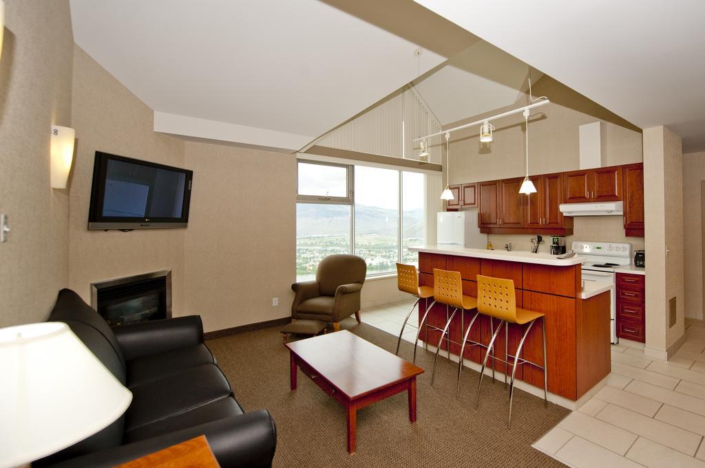 Residence&Conference Centre - Kamloops Extérieur photo