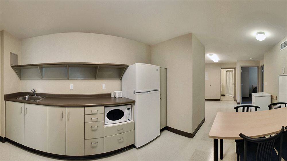 Residence&Conference Centre - Kamloops Extérieur photo